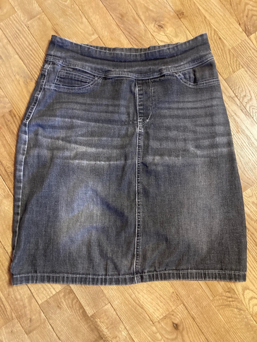 Main Street Exchange Sara Vintage Black Denim Skirt 6 Used Womens Girls Midi